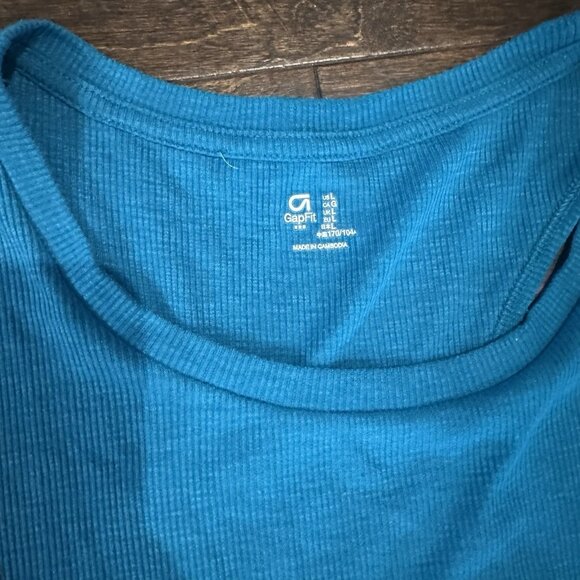 GapFit Lot Of 3 Ribbed Tank Tops Sz Large Pink Turquoise Wine Racerback Athletic - Picture 5 of 8